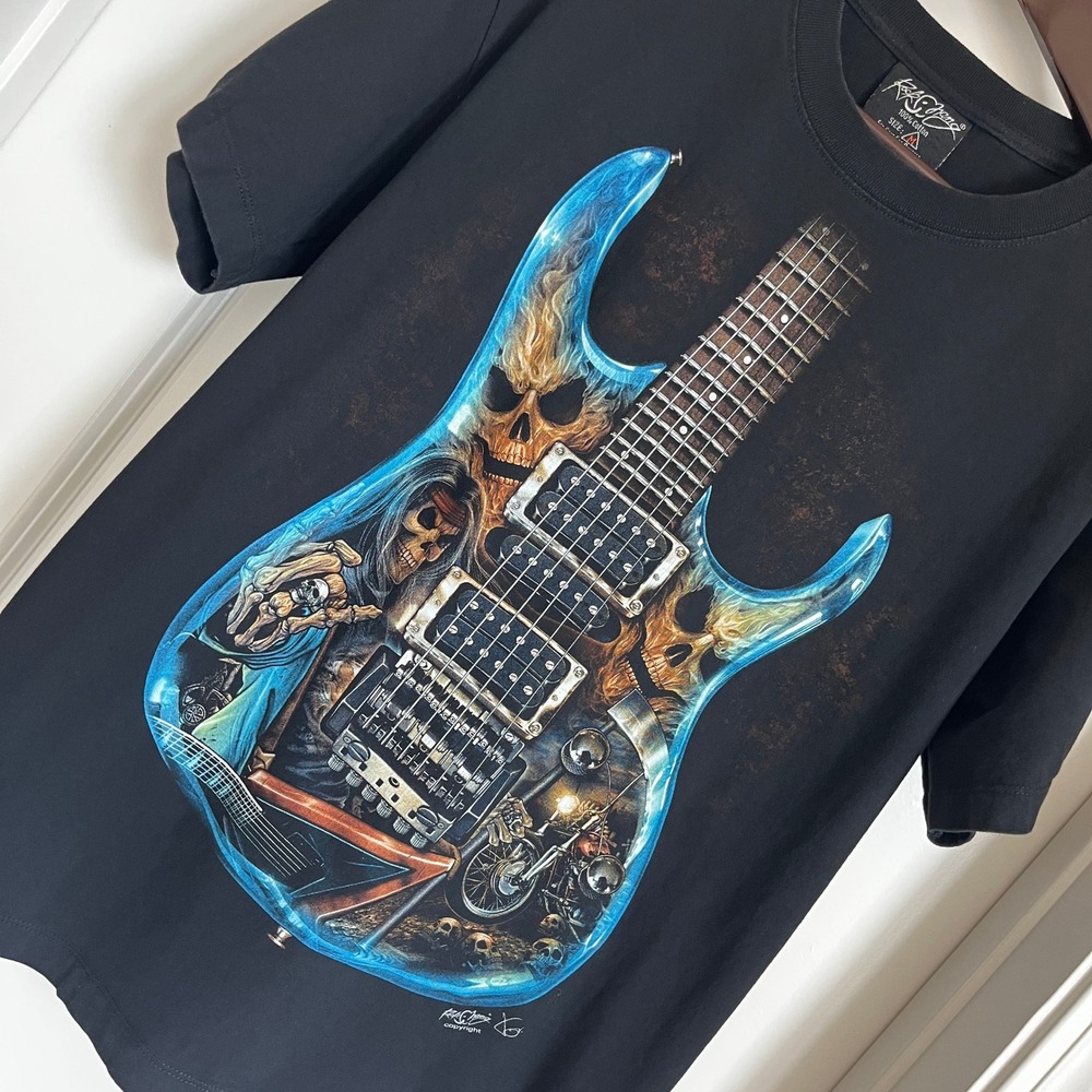 NEW Mens Rock Chang Guitar T-Shirt Medium NWOT